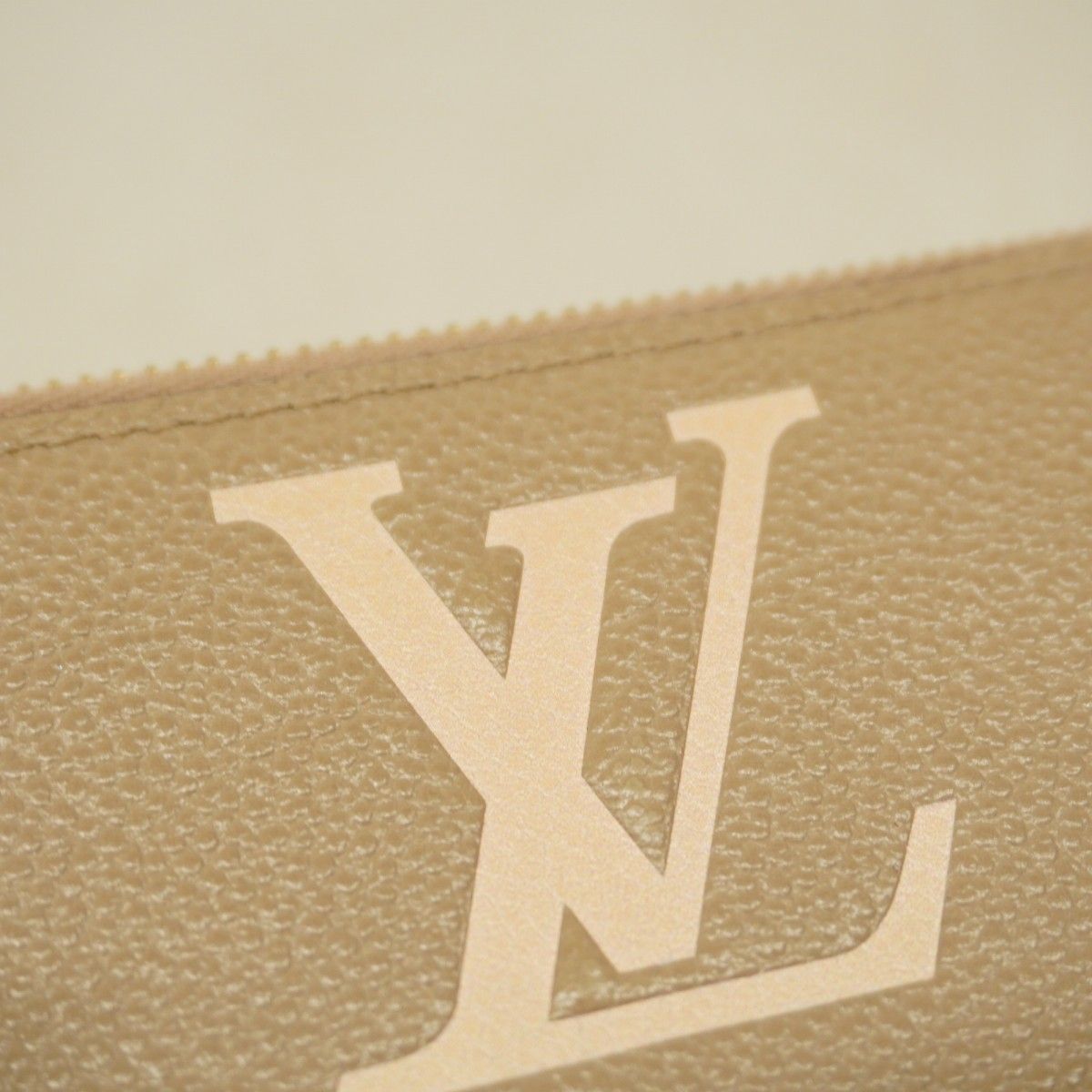 長財布 モノグラム