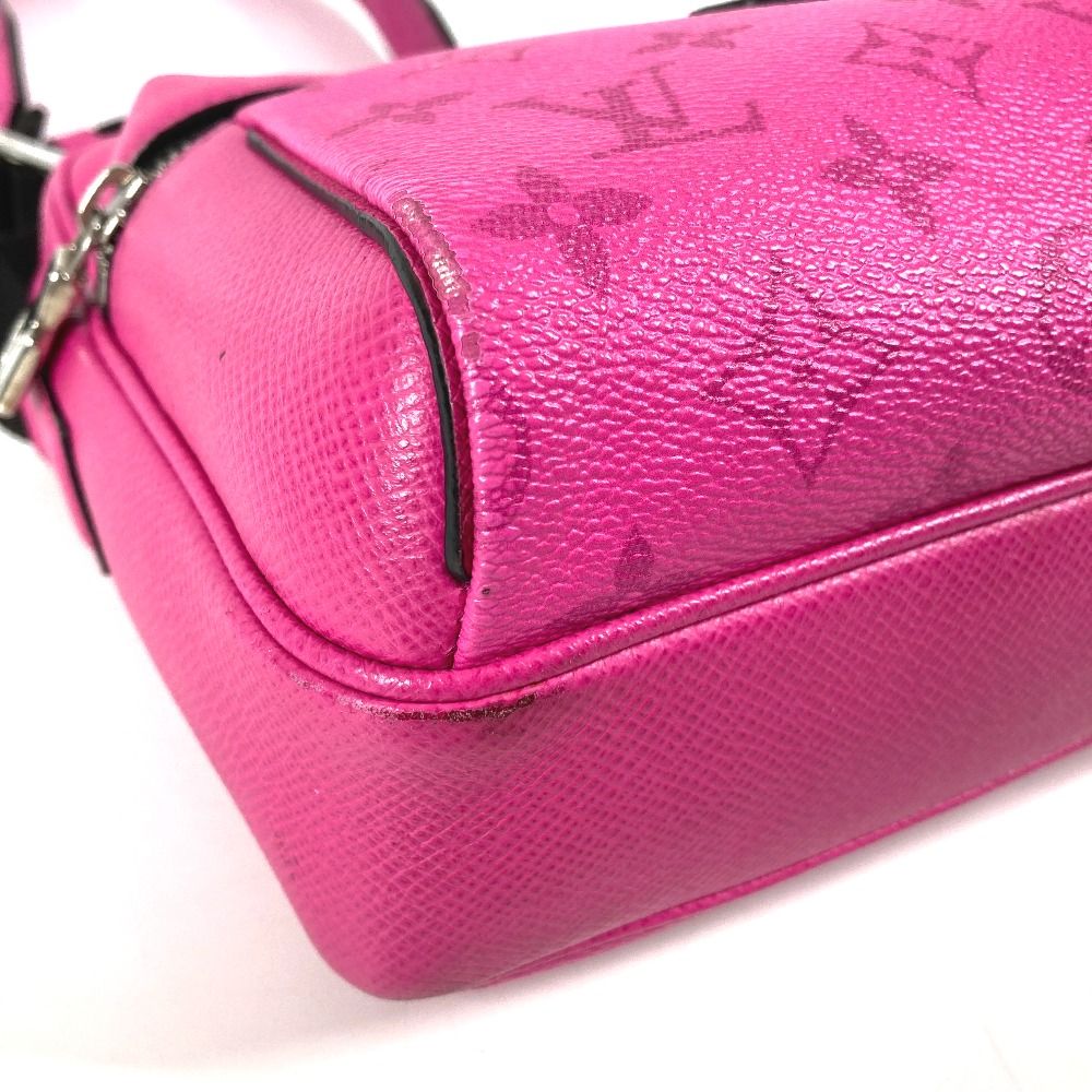 ルイヴィトン　タイガラマ アウトドア メッセンジャー　ショルダーバッグ LOUIS VUITTON】ルイヴィトン『タイガラマ アウトドア