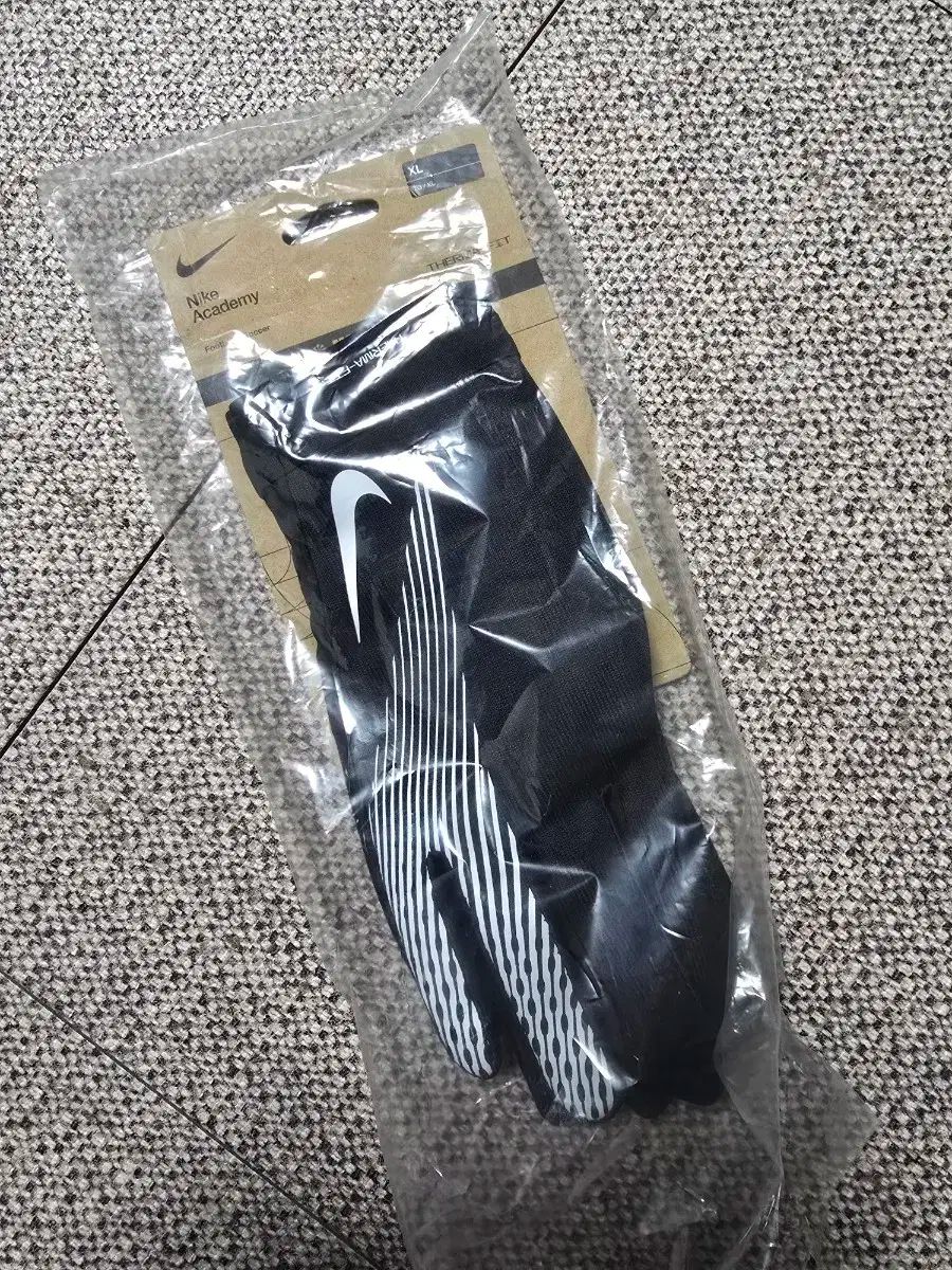 NIKE ナイキ