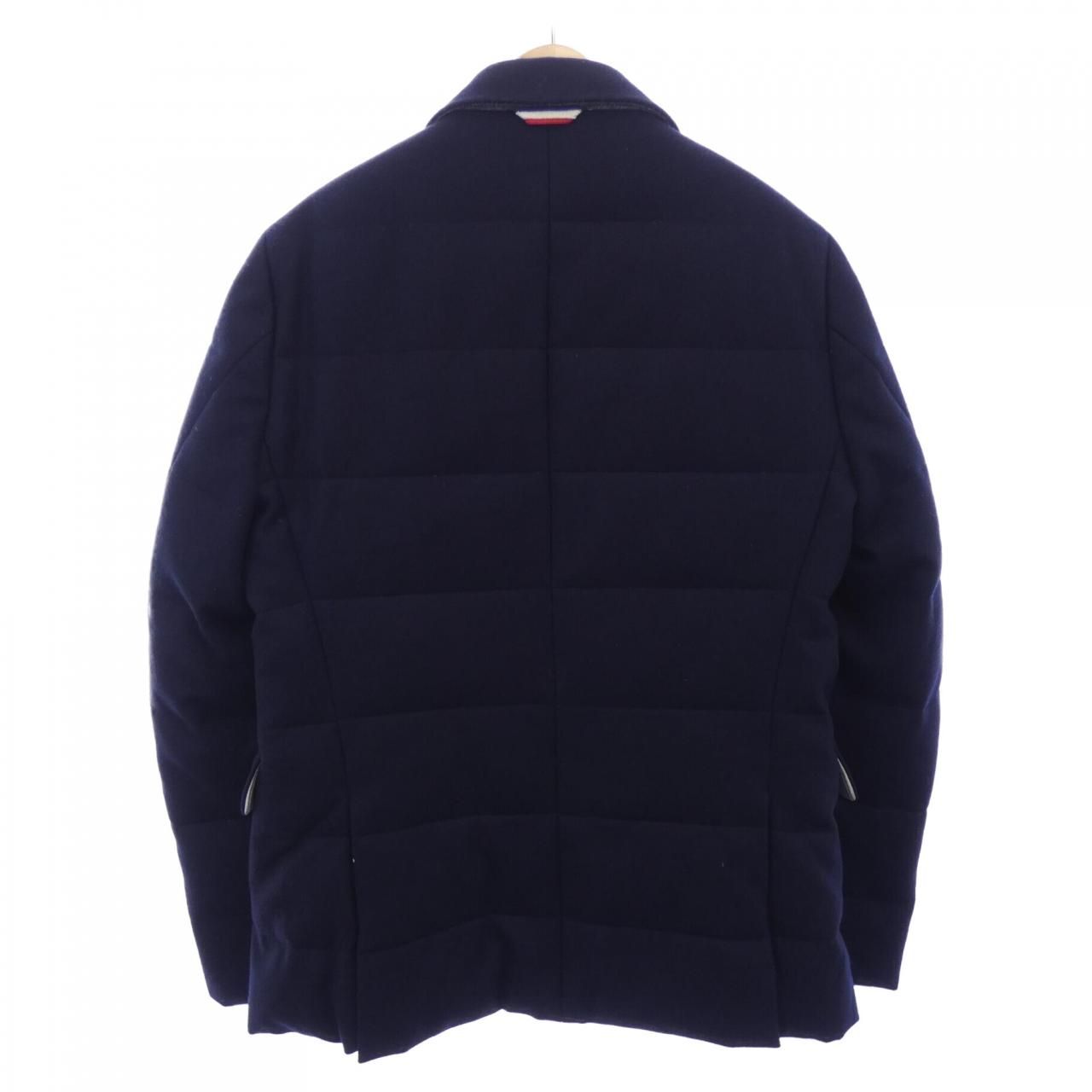モンクレールガムブルー MONCLER GAMMEBLEU 23913000300 ダウンジャケット