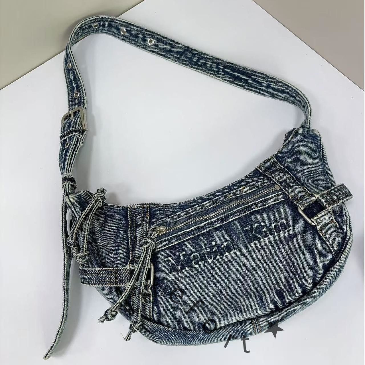 【新品】Matin Kim LOGO デニム　バッグ　韓国人気 新品】Matin Kim LOGO デニム バッグ 韓国人気