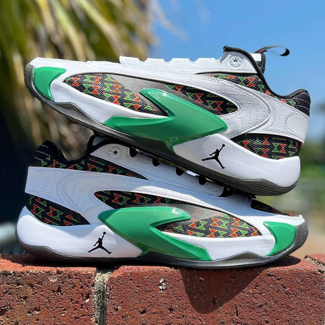 JORDAN LUKA 2 'QUAI 54' ナイキ ジョーダン ルカ 2 ドンチッチ 【MEN'S】 white/black-univ  red-classic green FQ1154-100