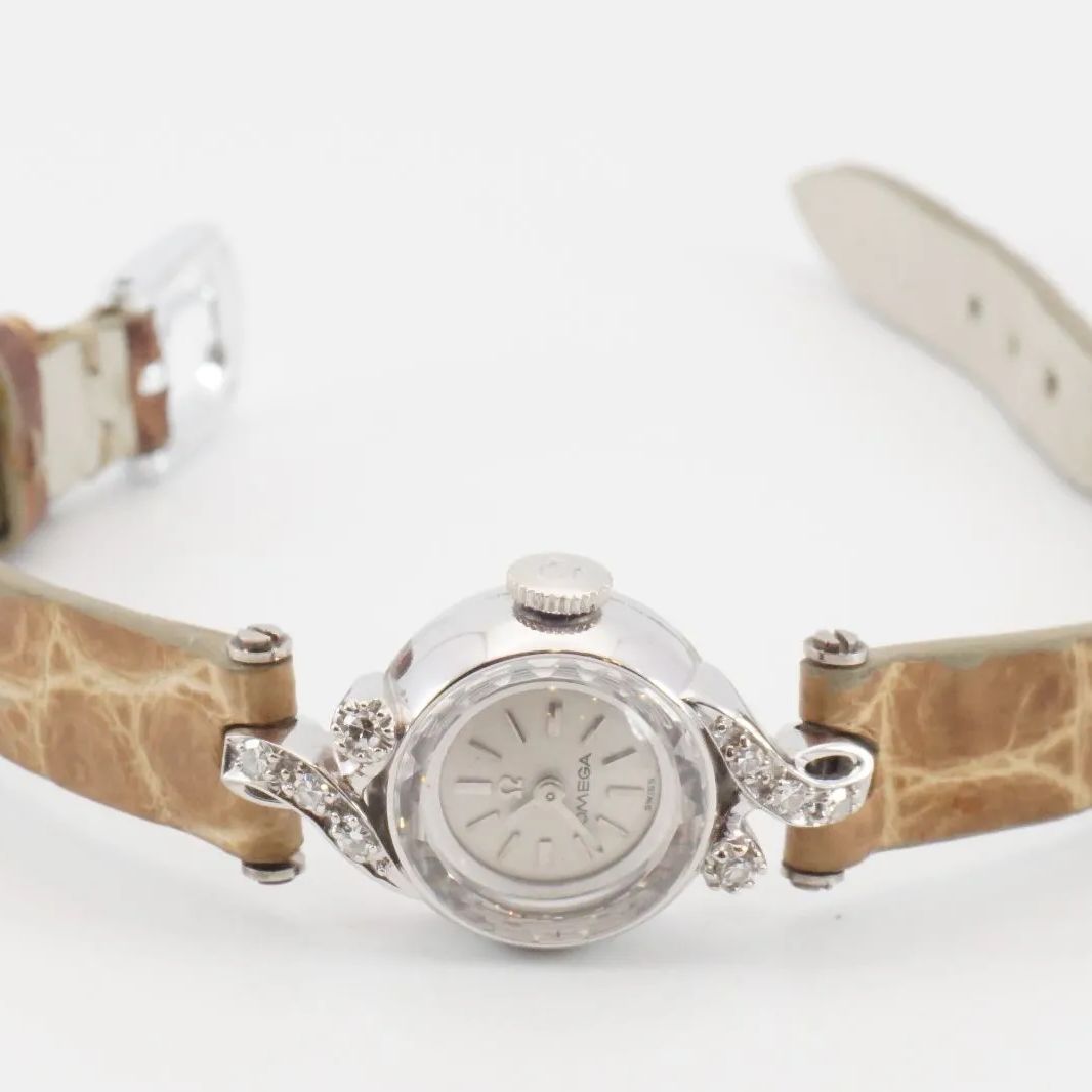 ⭐ OMEGA オメガ 手巻き カットガラス 天然ダイヤモンド 稼働品 希少