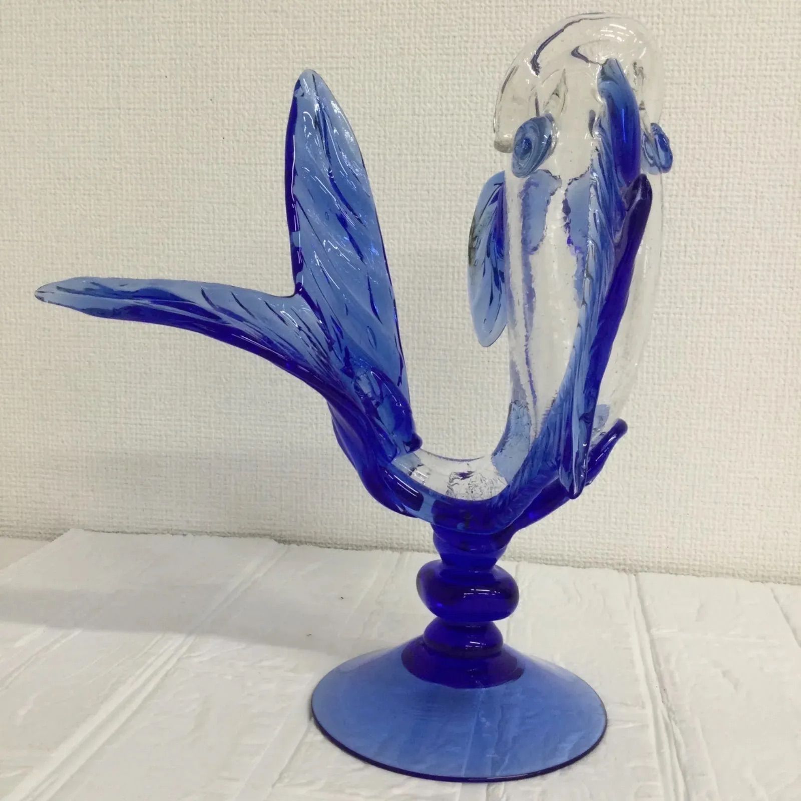 琉球ガラス】琉球ガラスの郷 工芸品 魚 置物 花瓶 ブルー AYD5