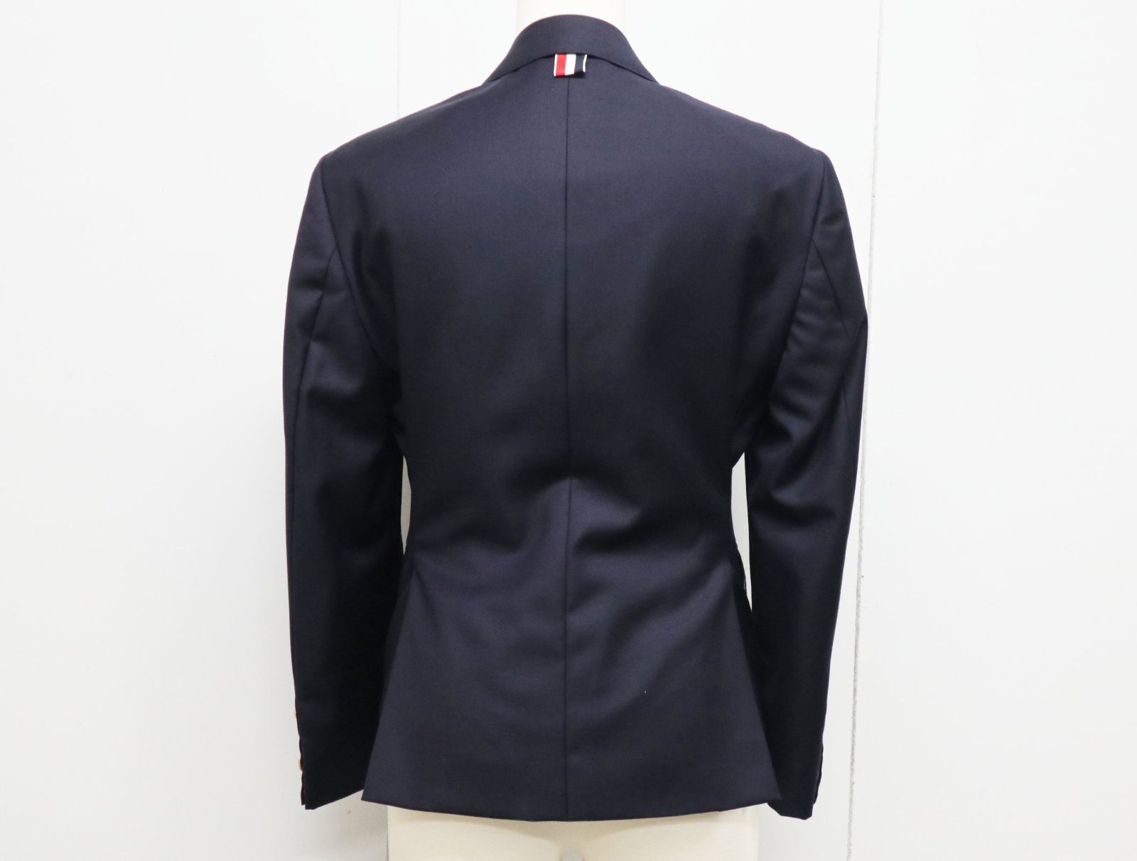 THOM BROWNE☆シアリングレザー マスタングジャケット ネイビー 楽天市場】THOM BROWNE トムブラウン ジャケット 金ボタン 段