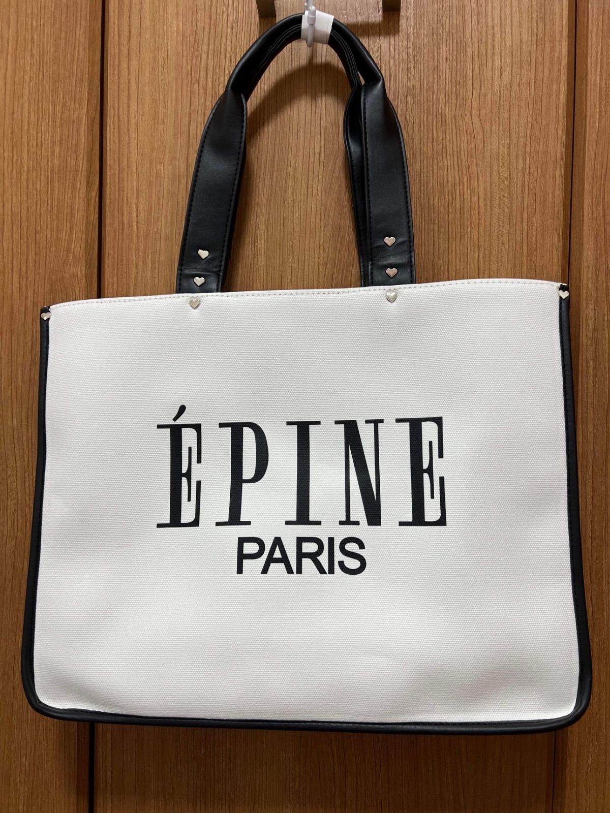 ÉPINE PARIS piping heart studs bag - メルカリ