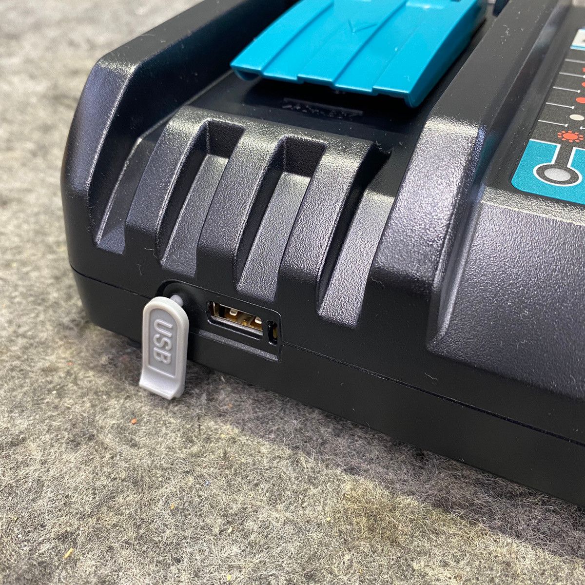 急速充電器