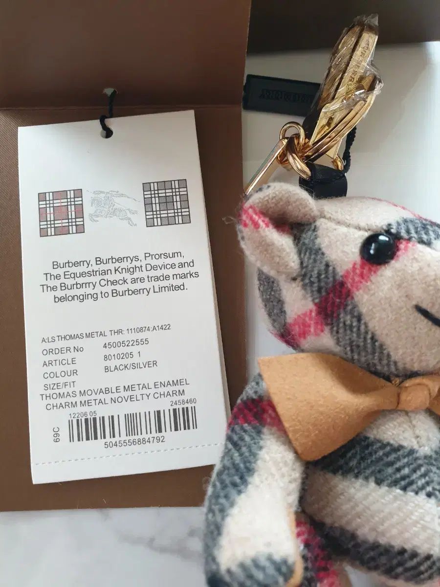バーバリー キーホルダー バッグチャーム
