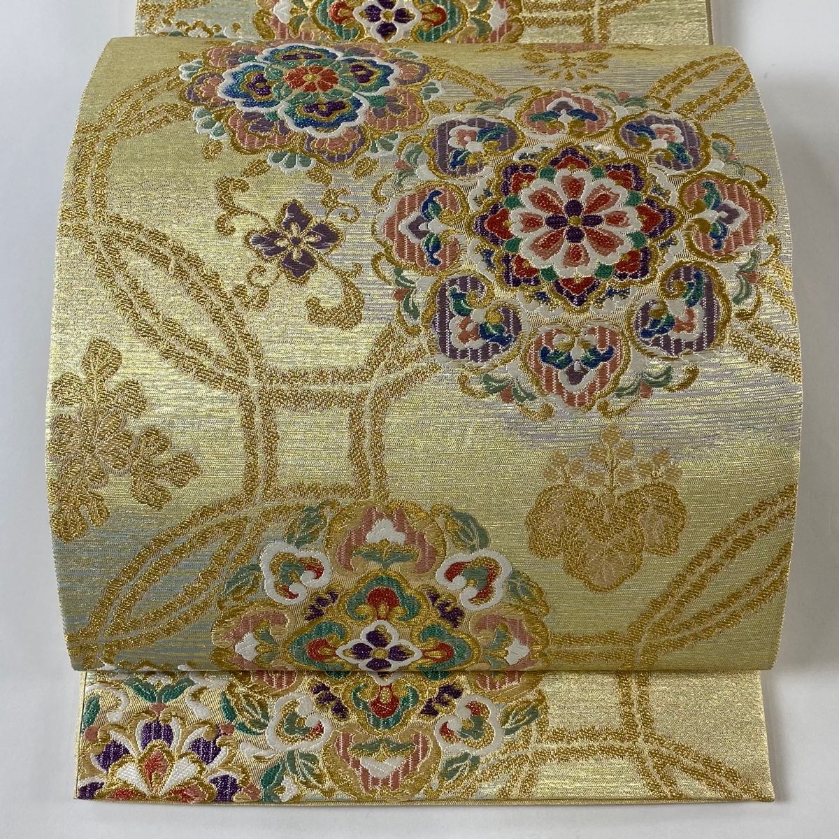 袋帯 美品  華文　六通 正絹 袋帯 美品 秀品 華文 桐 刺繍 箔 金色 六通 正絹 【中古
