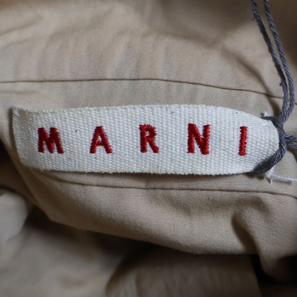 ジップアップジャケット