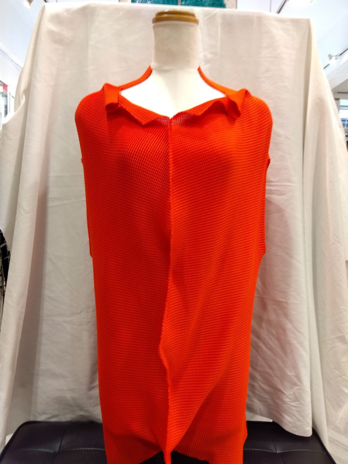 ISSEY MIYAKE me♪ トップス オレンジ M08