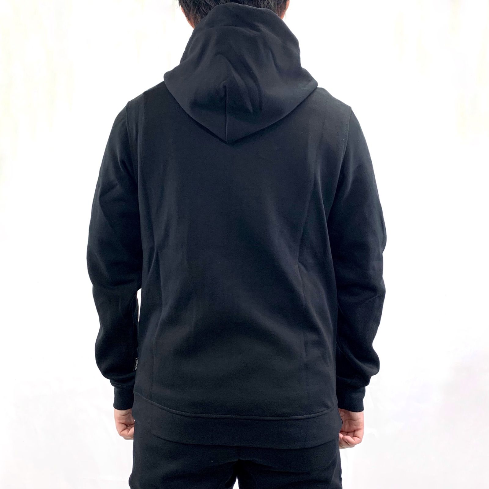 BALR.】ボーラー ロゴ ジップアップパーカー B1267 1001 - メルカリ