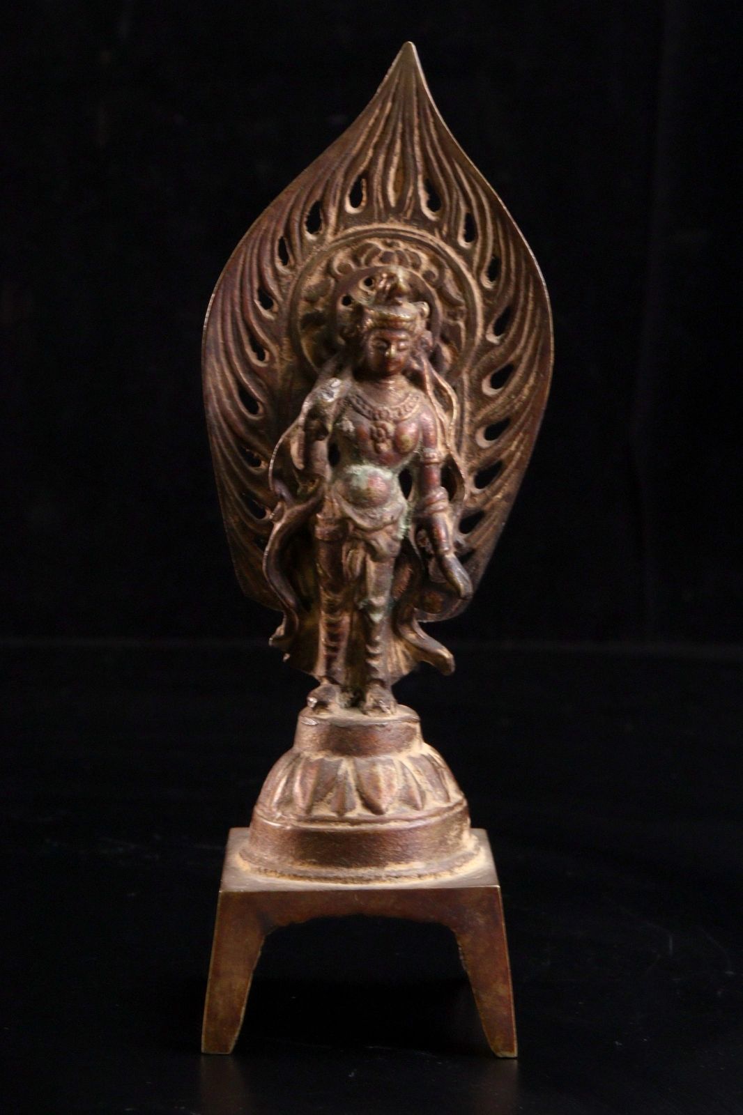 24cm 710g