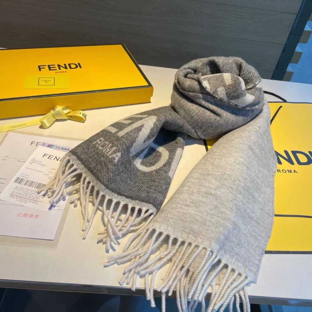 FENDI カシミアマフラー ズッカ柄 FFロゴ ストール 【公式通販】