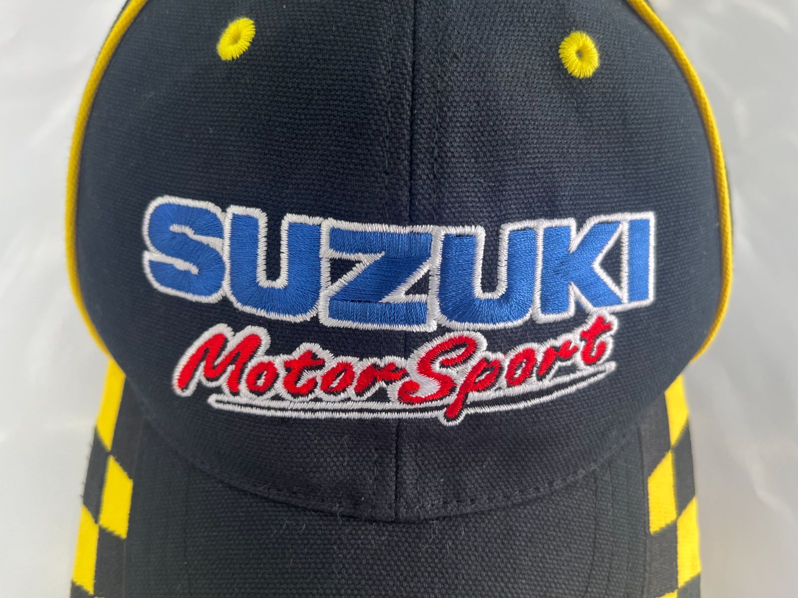 欧州スズキ純正 スイフト スポーツ ロゴ キャップ(帽子) 郵340- SUZUKI SWIFT Sport HT81S ZC31S ZC32S ZC33S  スズキ 純正 センターキャップ スイフト スポーツ ZC33S イエロー
