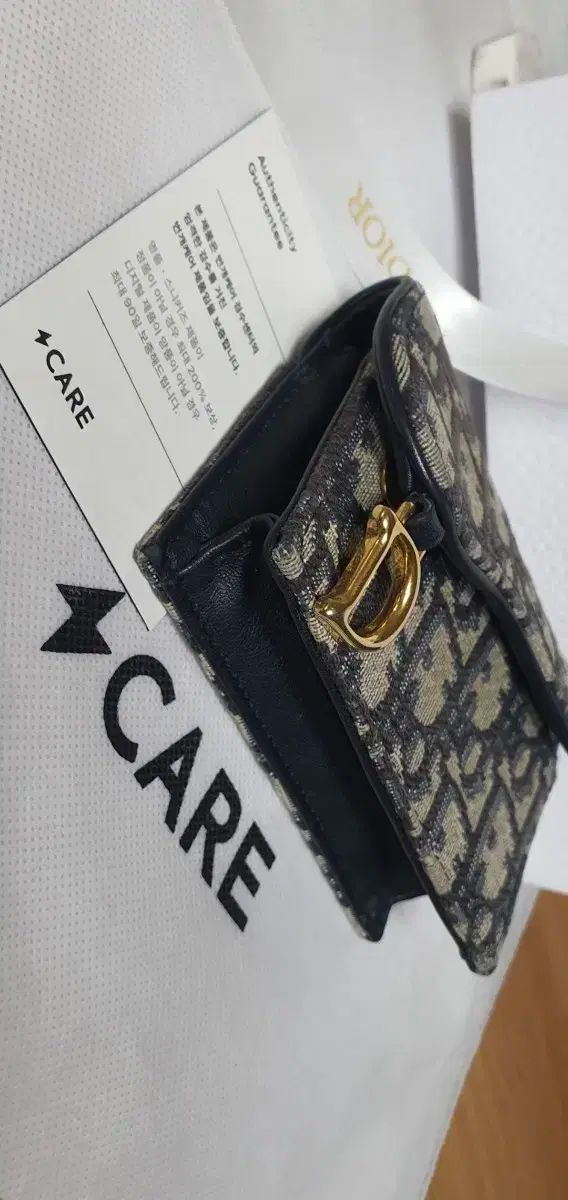 オブリーク サドル