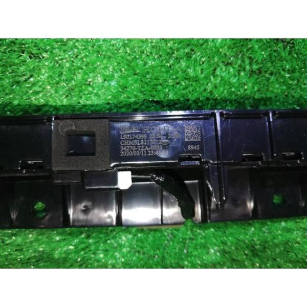 HONDA ホンダ GR2 フィット 純正 LED ハイマウントストップランプ VALEO 34270-TZA-003 / L90174399 ホンダ - フィット GR2 ハイマウントストップランプ ベーシック 4WD