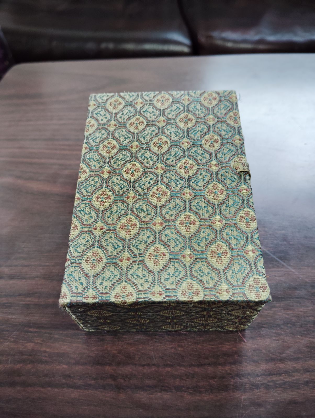 中国美術品 鼻煙壺 内画 山水画 陳東順作 ガラス工芸品 共箱付き