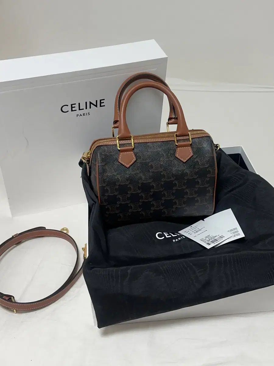 Celine セリーヌ スモール ボストン Tan