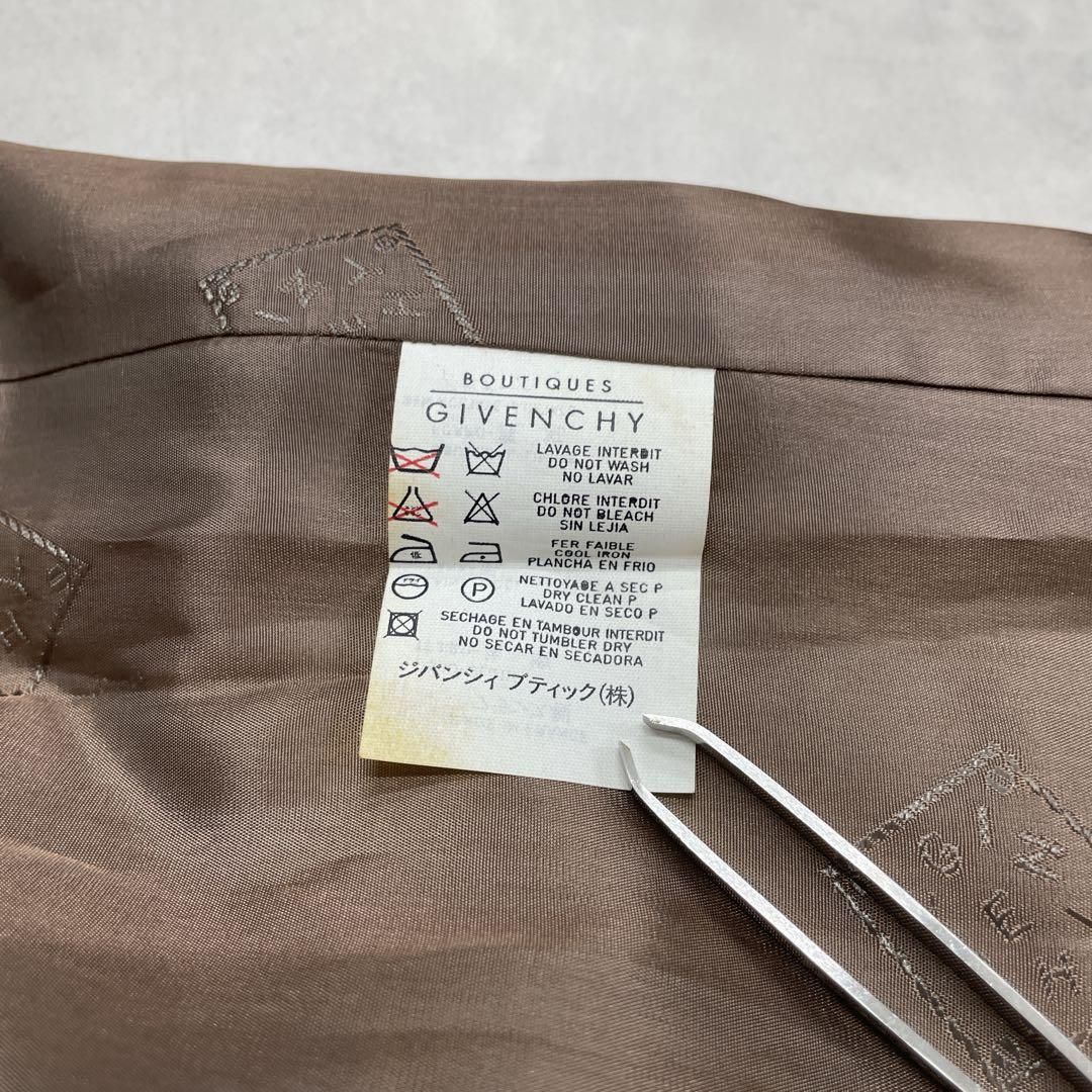GIVENCHY ジバンシー