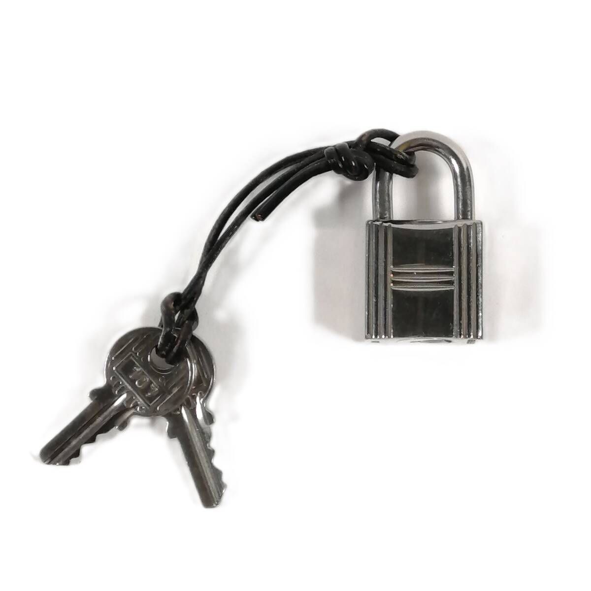 HERMES エルメス カデナ 24Kメッキ No.67 67番 鍵付き