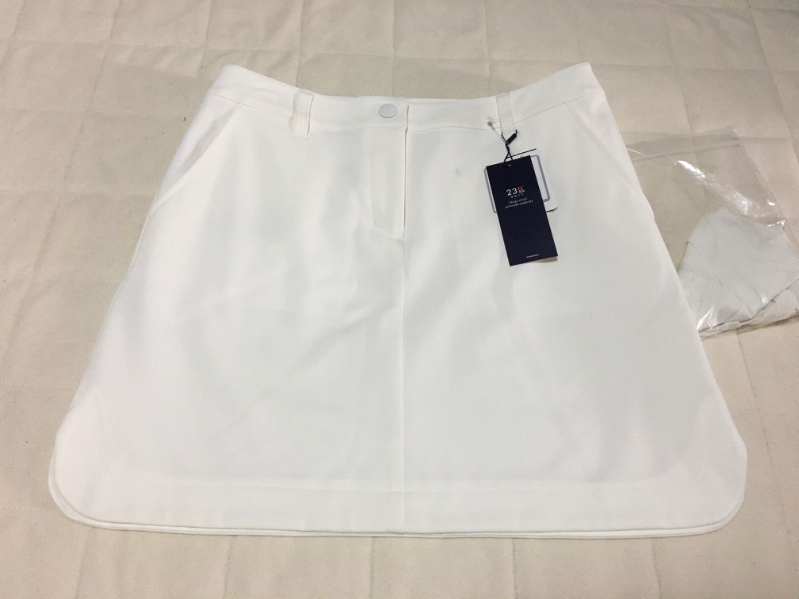 23区 - 660新品♪23区GOLFストレッチスカート白W67￥18700ぺチパンツ付き 660新品♪23区GOLFストレッチスカート白W67￥18700ぺチパンツ