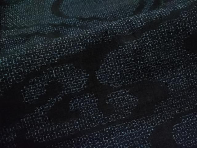 平和屋着物○本場結城紬 重要無形文化財 80亀甲 流水文 正絹 逸品