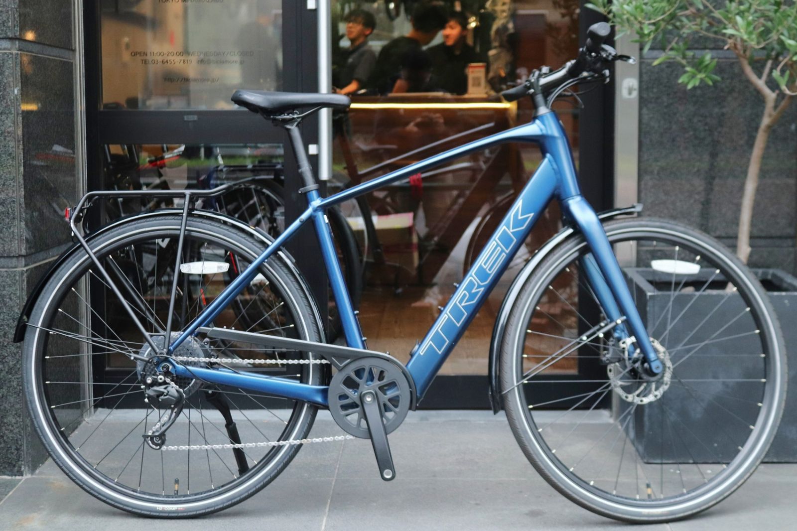 トレック TREK FX 2 2025モデル Lサイズ シマノ 1×9S アルミ 電動アシスト クロスバイク Eバイク 東京南麻布店