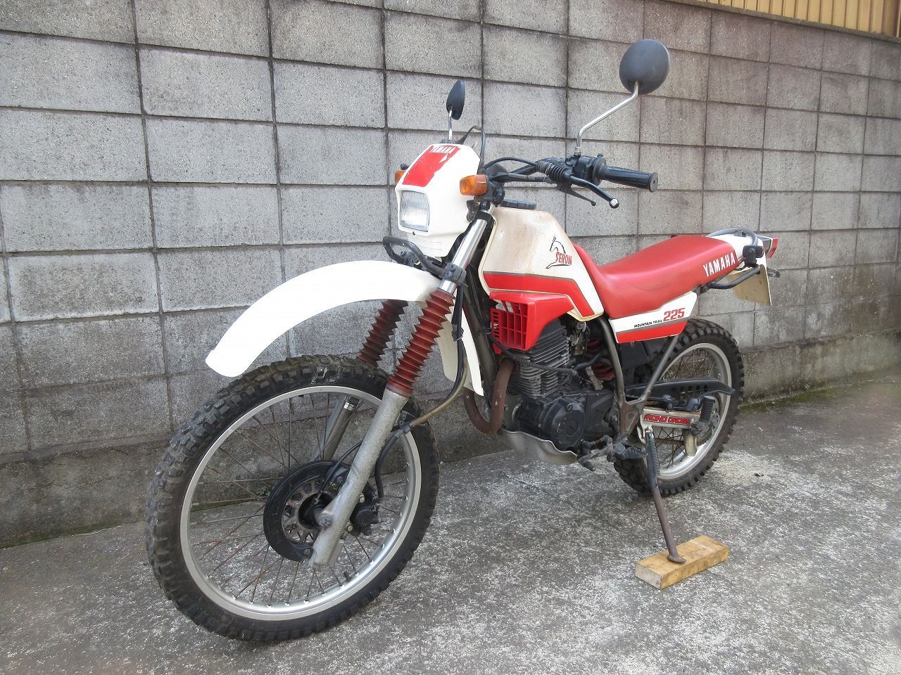 セロー225-1 フロントフォークフォーク径36Φ 中古バイク部品 0708Y15M