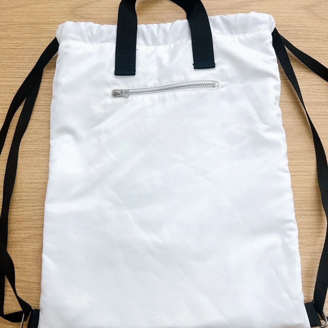 sacai ナップサック トートバッグ ホワイト sacai トートバッグ ナップザック 巾着 ホワイト AID240591449 - メルカリ