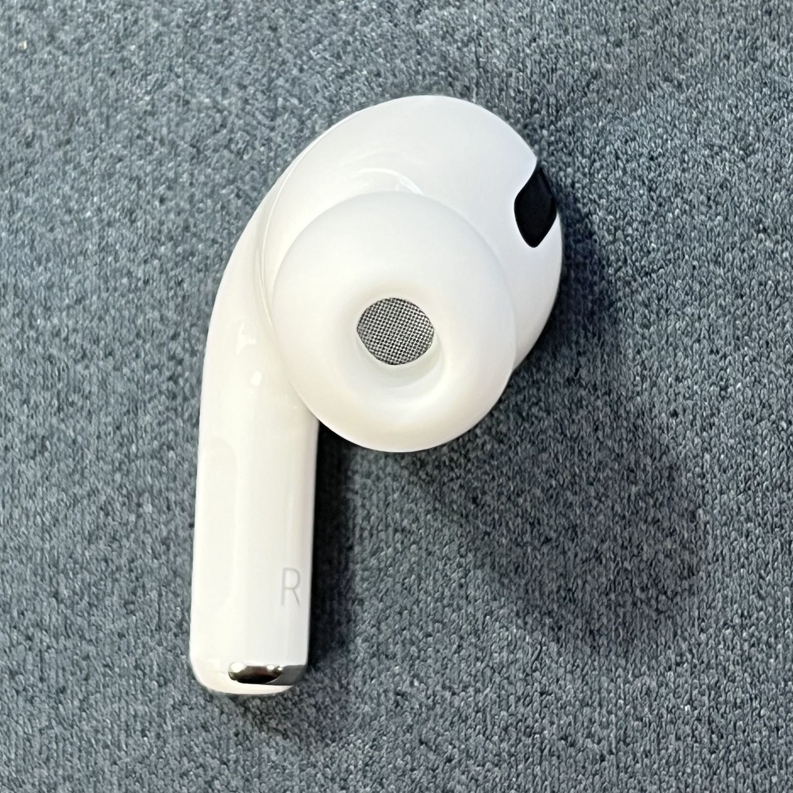 AirPods Pro (第1世代) 右耳（R片耳）のみ 新品 Apple - メルカリ