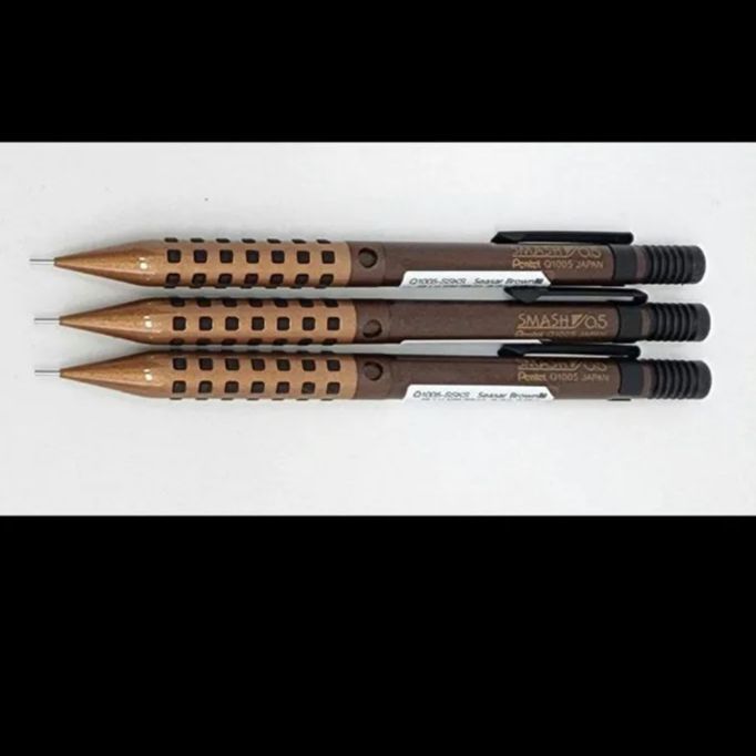 限定カラー】スマッシュ しーさーコラボ シャープペンシル 3本 - メルカリ