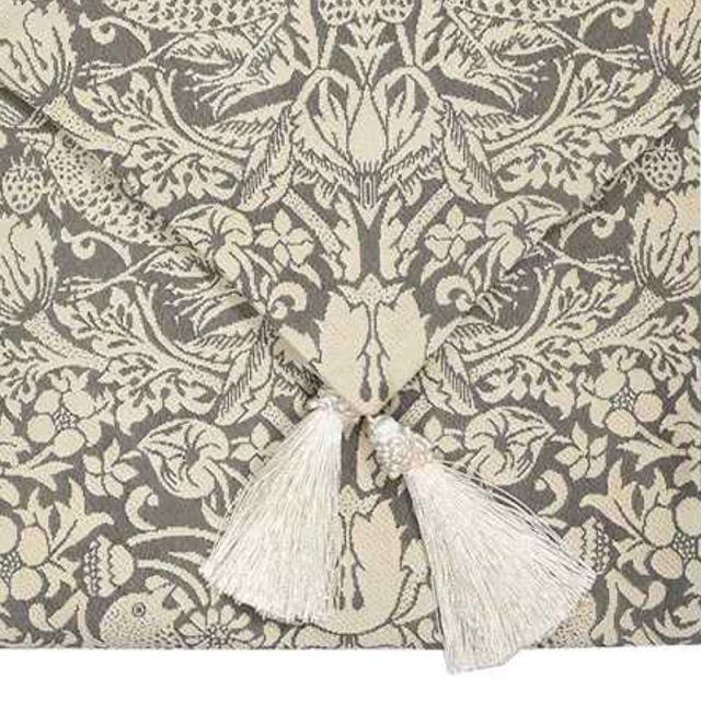 ★セール　新品　送料無料　テーブルランナー180　ジェニファーモリス　いちご泥棒 楽天市場】ジェニファーテイラー テーブルランナー 180 布