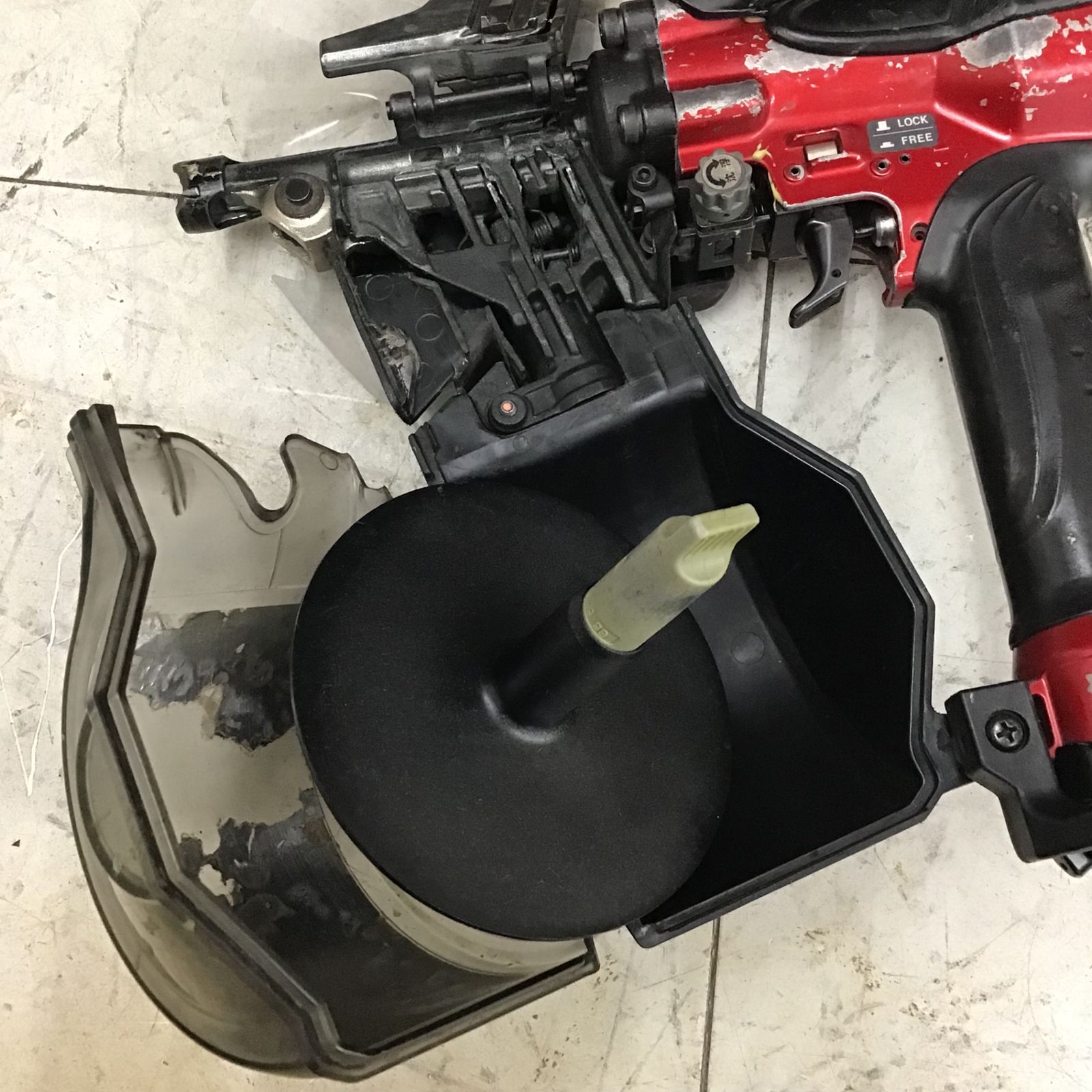 マキタ 高圧エア釘打機 AN631H【中古品】