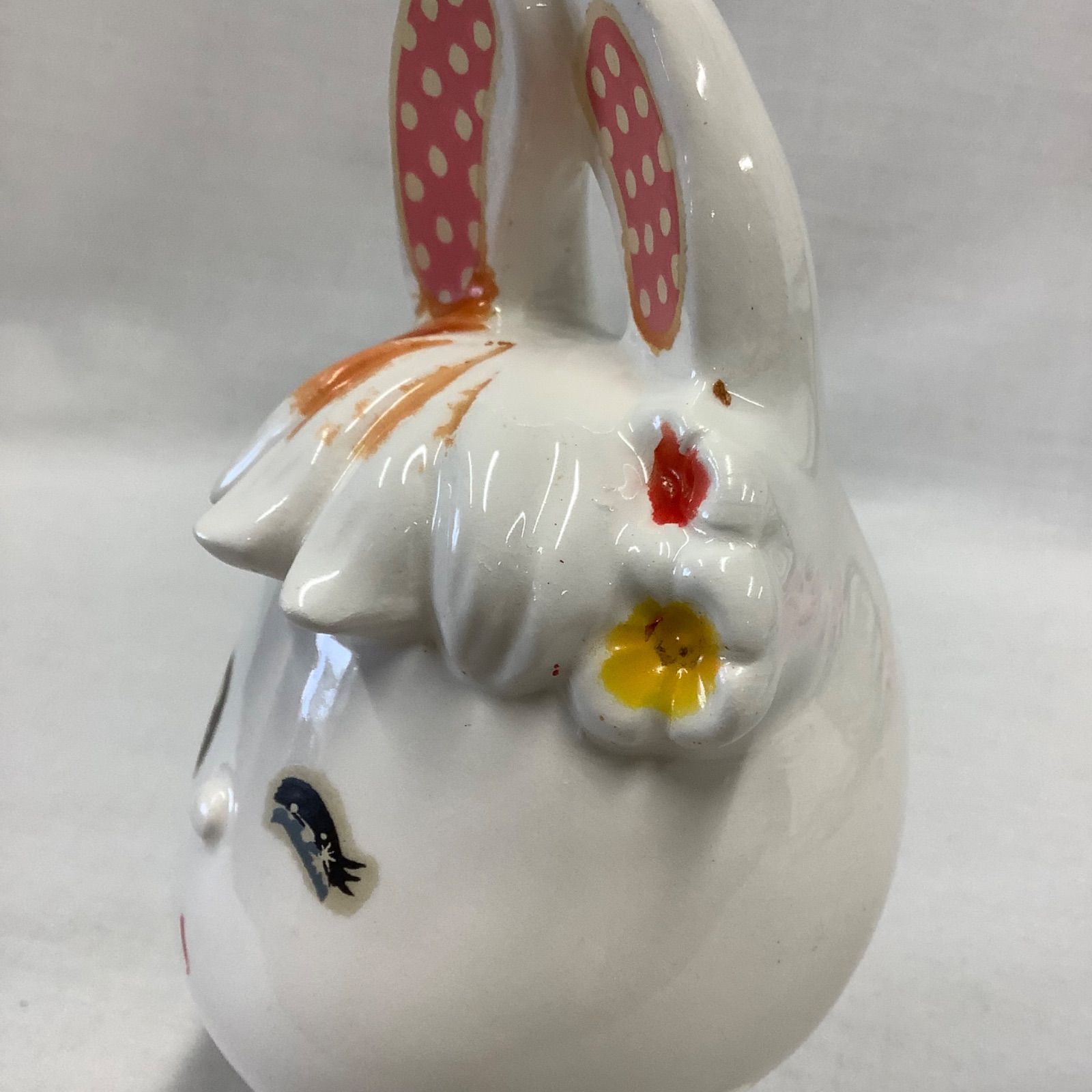 アンティーク　日本製陶器うさぎ　貯金箱　1970年代　昭和レトロ 昭和レトロ うさぎの貯金箱 陶器 C305 - メルカリ
