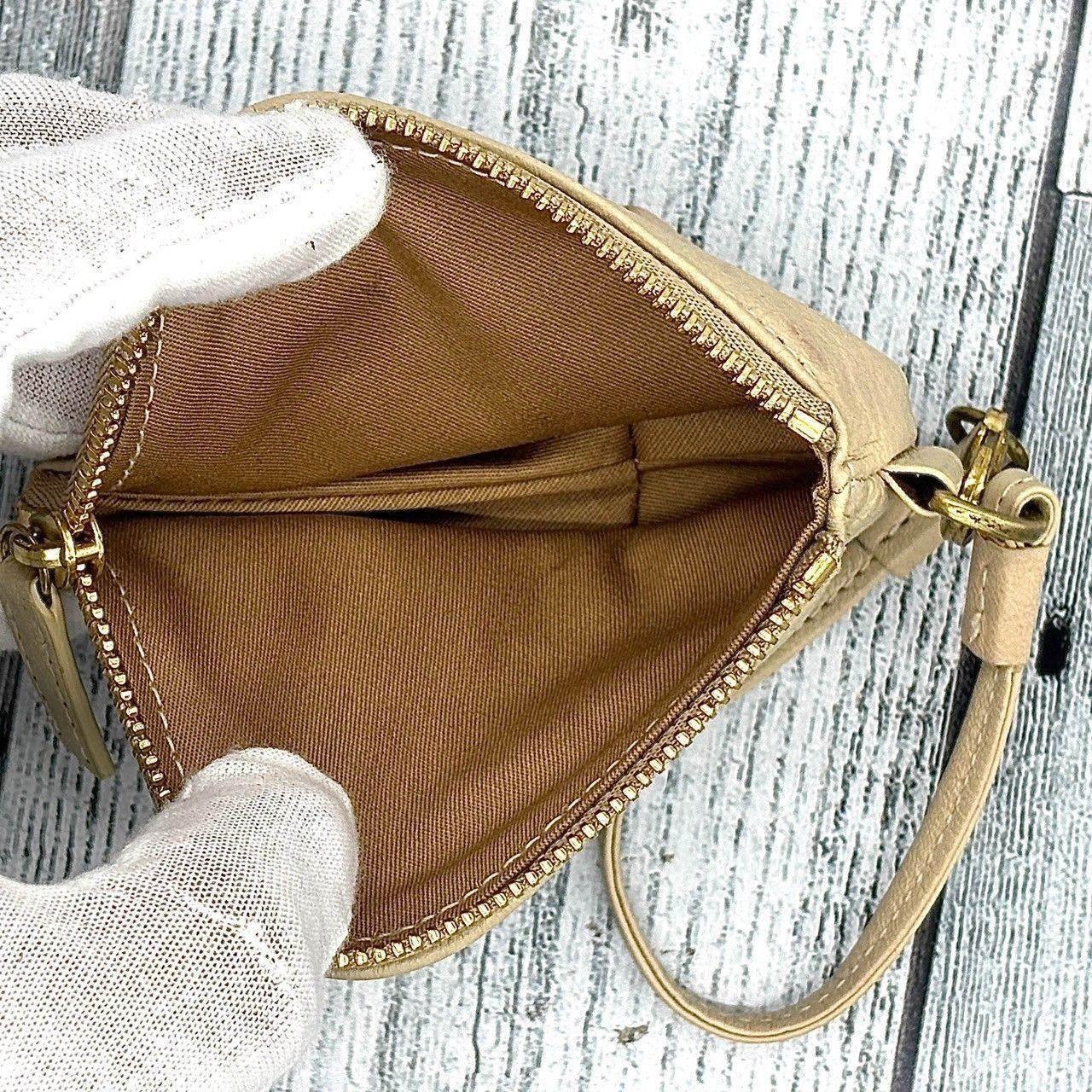 genten レザー コインケース ベージュ 育てるレザー、暮らしの道具✨】 genten ゲンテン コインケース