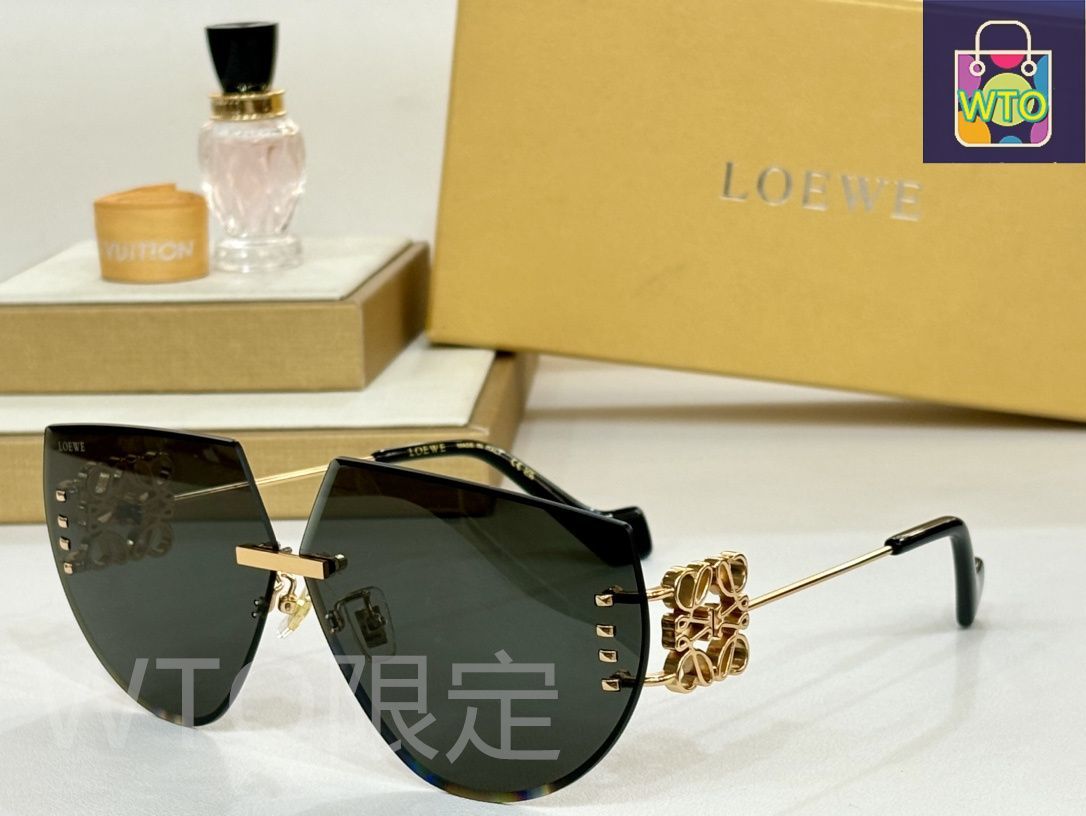 ◆LOEWE◆ツートンカラーメガネフレーム 送料込 ロエベのメガネ（LOEWE）