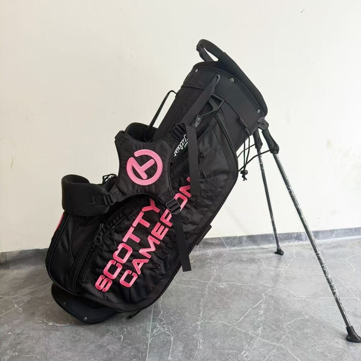 SCOTTY CAMERON スコッティキャメロン ボストンバック ゴルフバック SCOTTY CAMERON スコッティキャメロン キャディバッグ スタンド