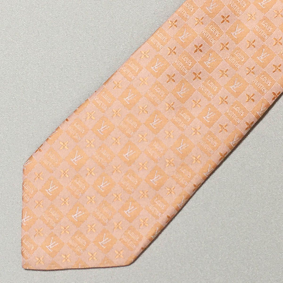 Louis Vuitton ダミエ柄 ネクタイ(オレンジ) 美品 ルイヴィトン Louis Vuitton ネクタイ シルク100% ペール
