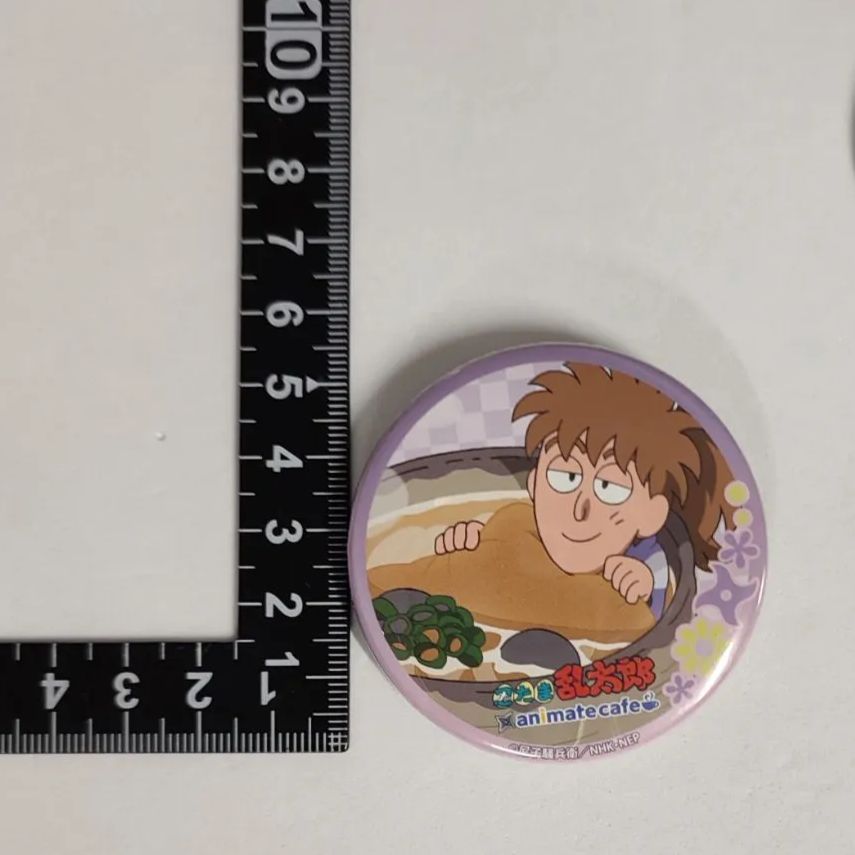 赤司 アニカフェ クランチ缶バッジ③ 3年Z組銀八先生 - トレーディング Botania 缶バッジ | AMNIBUS