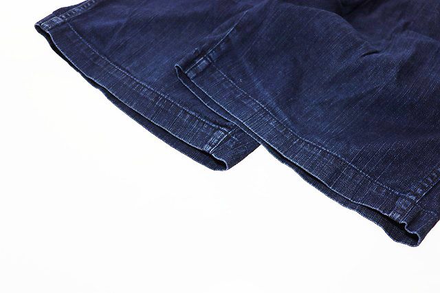 ショート パンツ