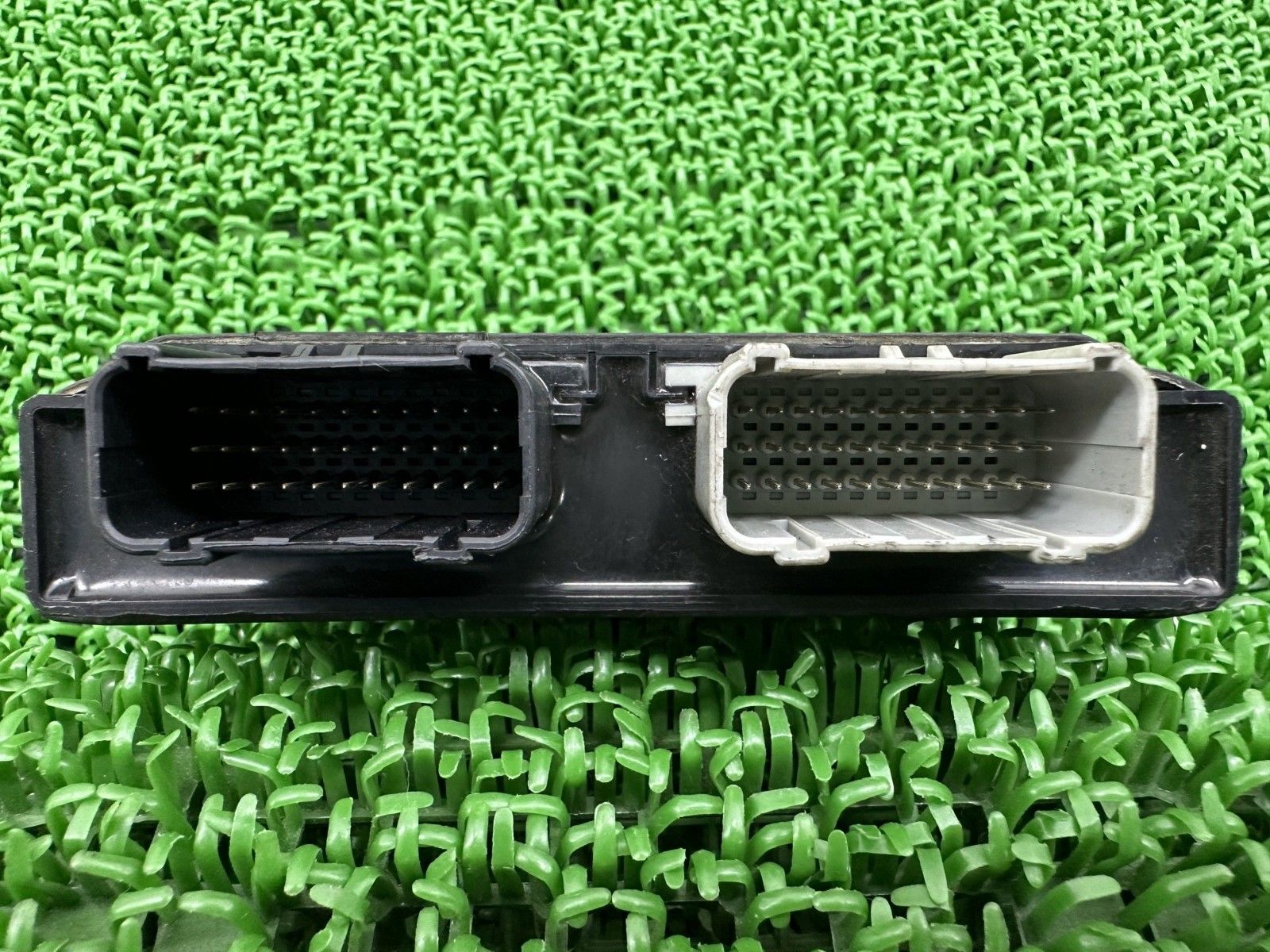 CBR400R ECU ホンダ 純正 バイク 部品 NC56 ECM PGM-FIユニット ケース付 機能的問題なし 車検 Genuine lH