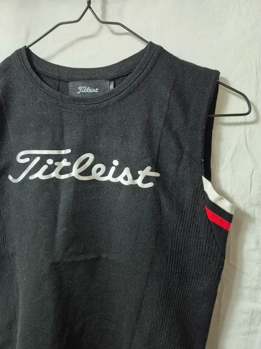 GOLF VEST