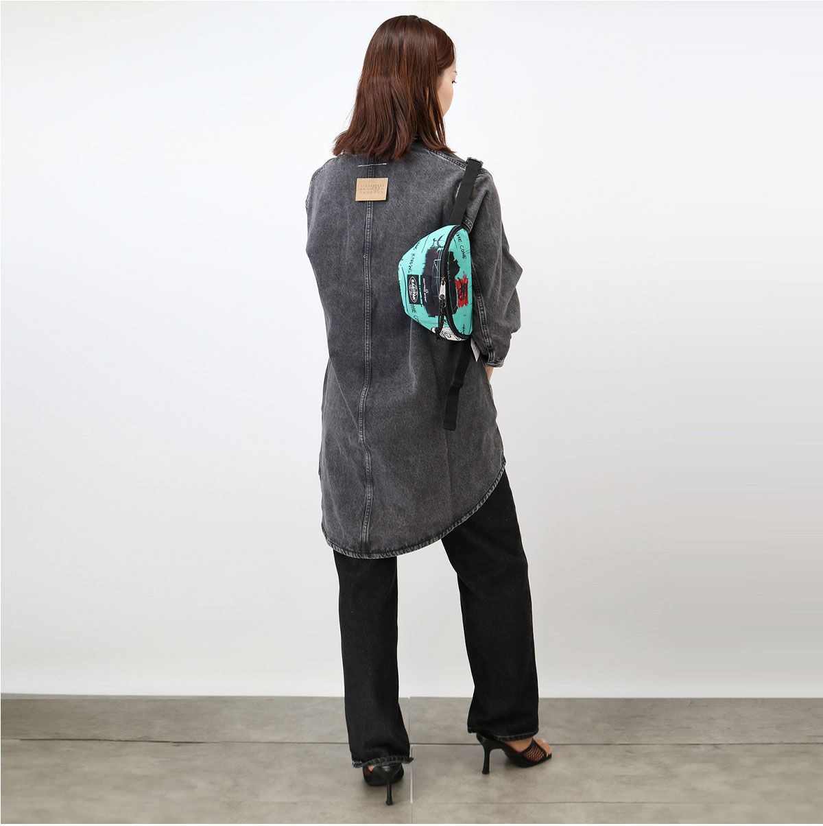 ■EASTPAK X BASQUIATコラボ ボディバッグ EK000074 Basquiat x Eastpak