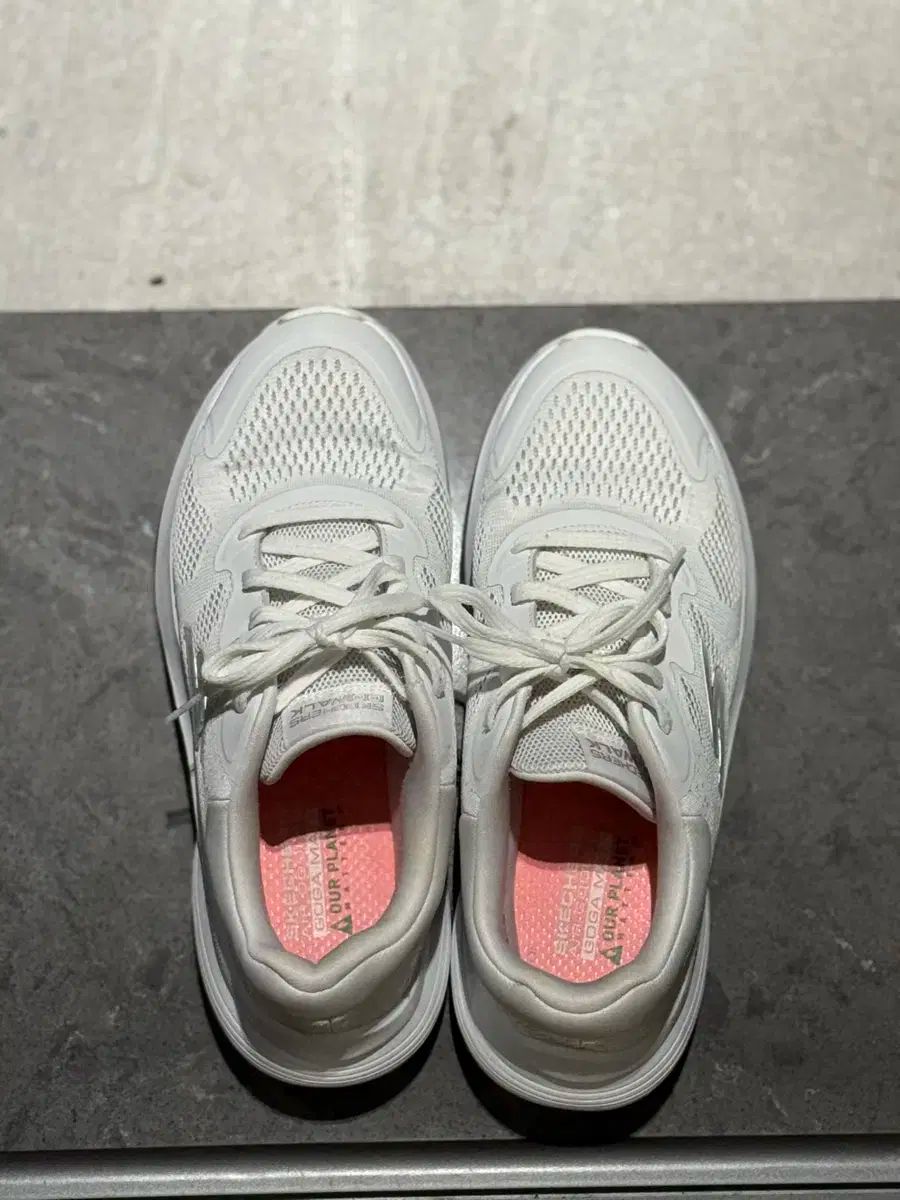 SKECHERS(スケッチャーズ) スニーカー