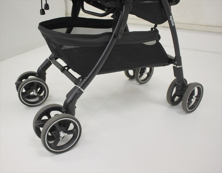 軽量オート4輪べビ カー