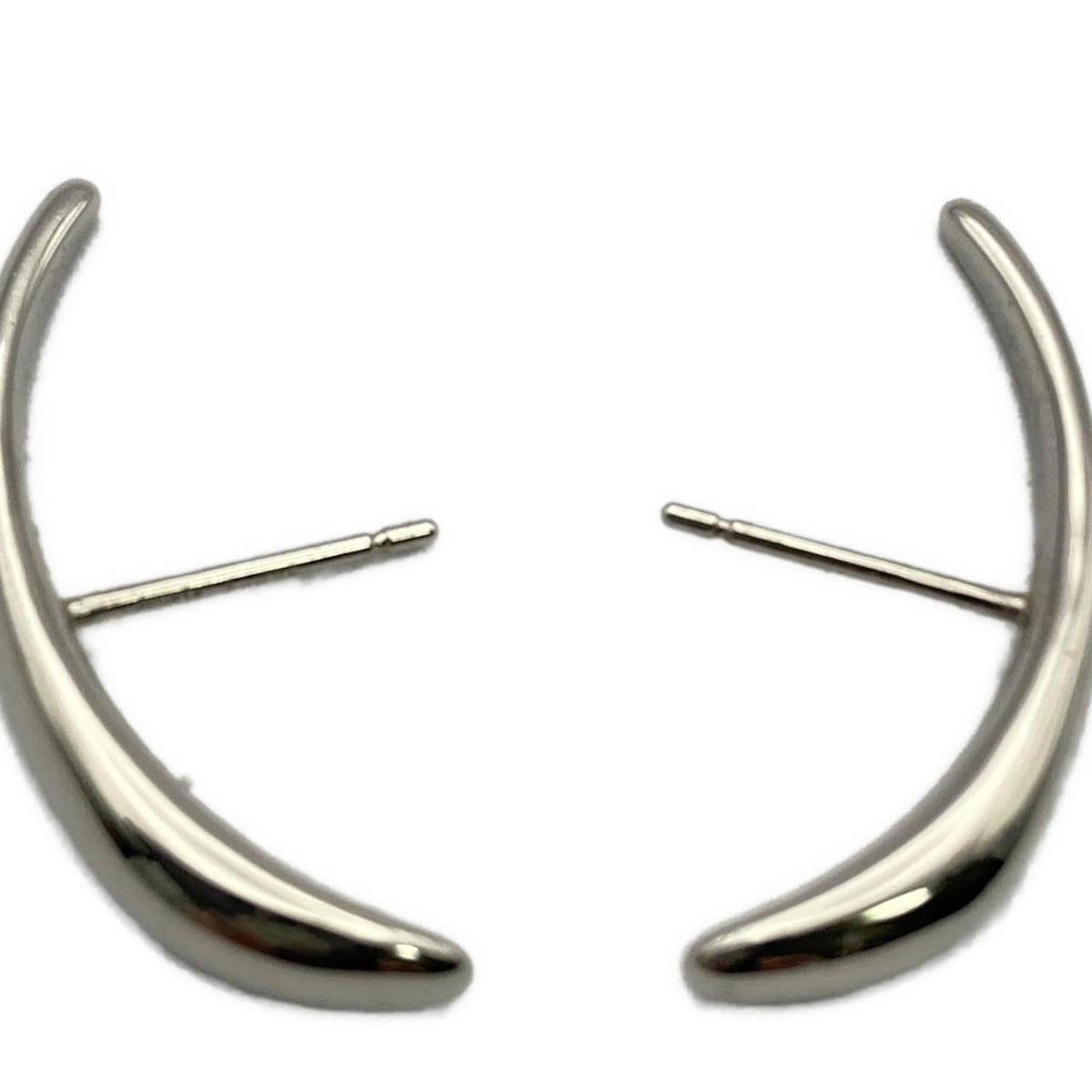 ピアス