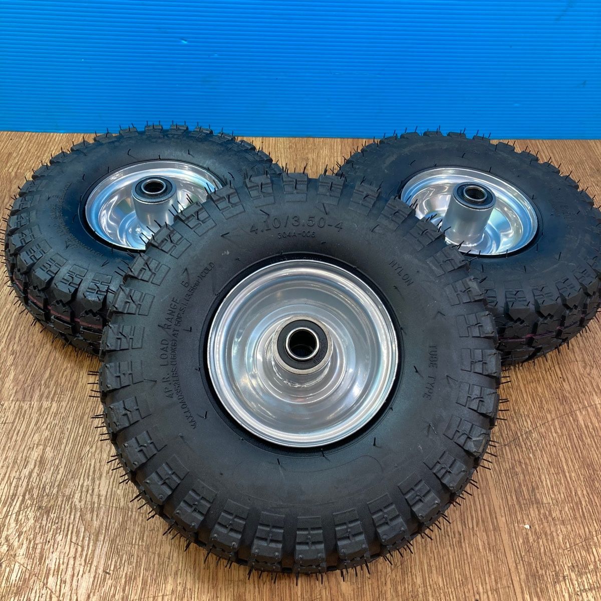 タイヤ3本セット 4.10/3.50-4　穴径16mm　【岩槻店】