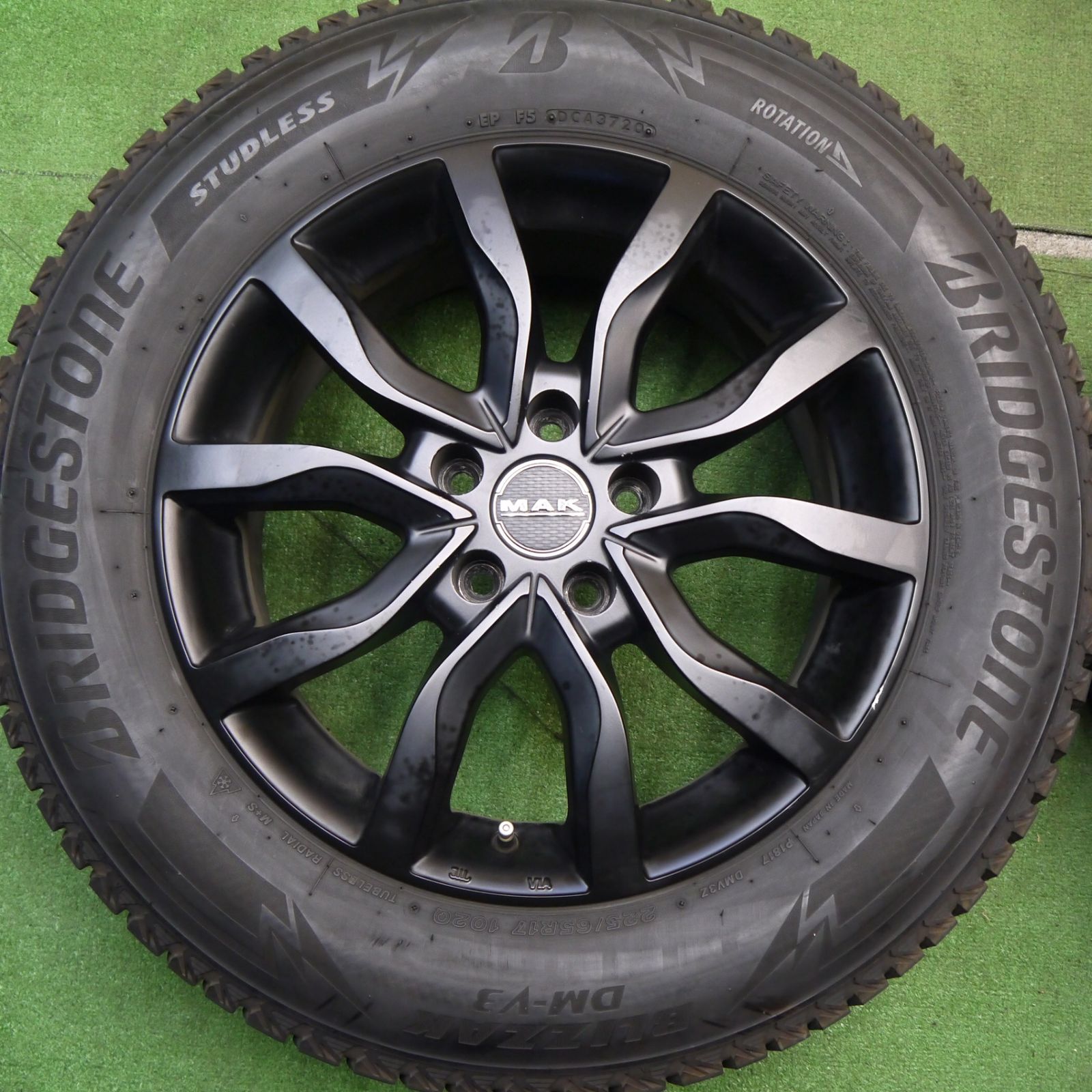 4本価格☆MAK KOLN 225/65R17 スタッドレス ブリヂストン ブリザック 
