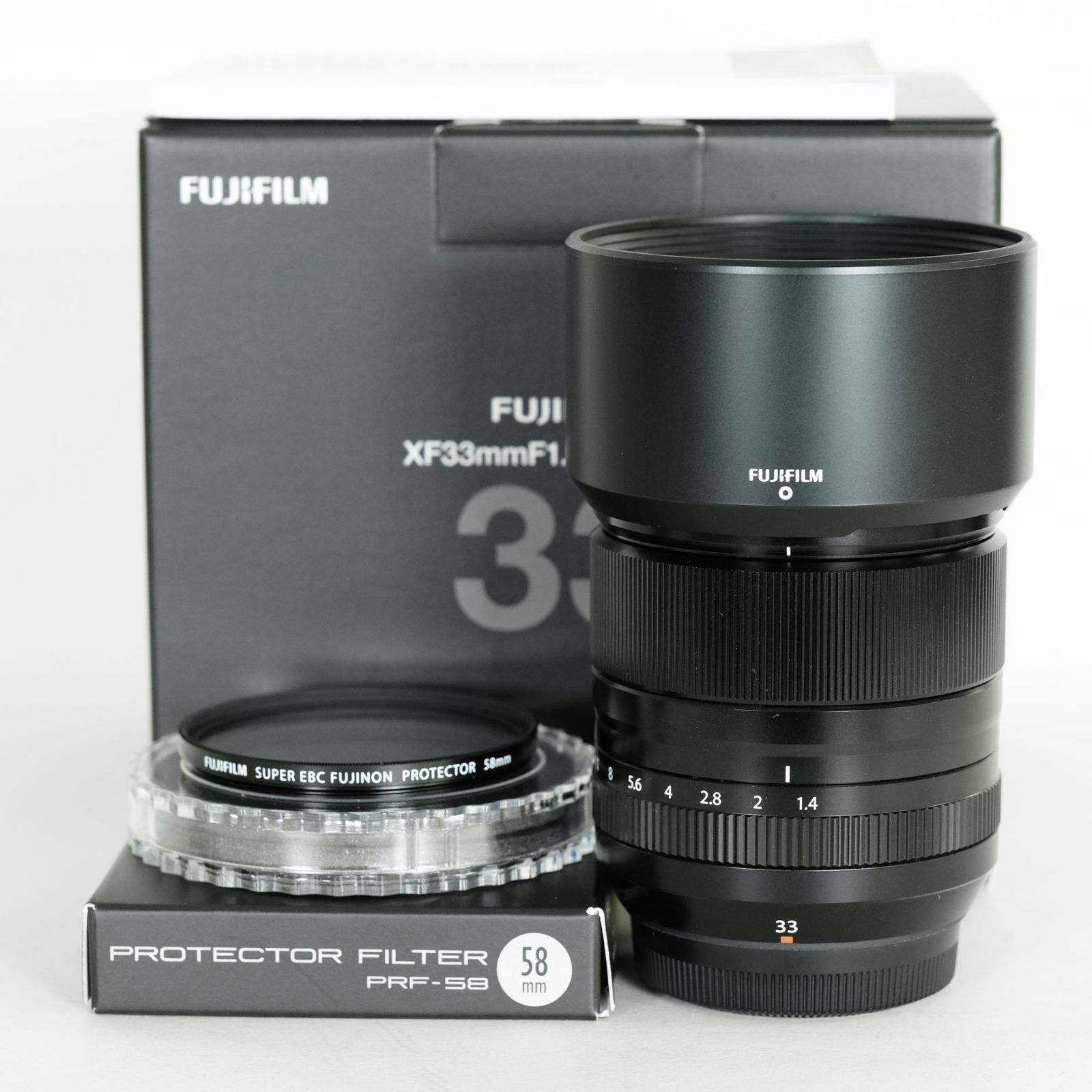 極美品｜純正フィルター付] FUJIFILM XF33mmF1.4 R LM WR / 富士